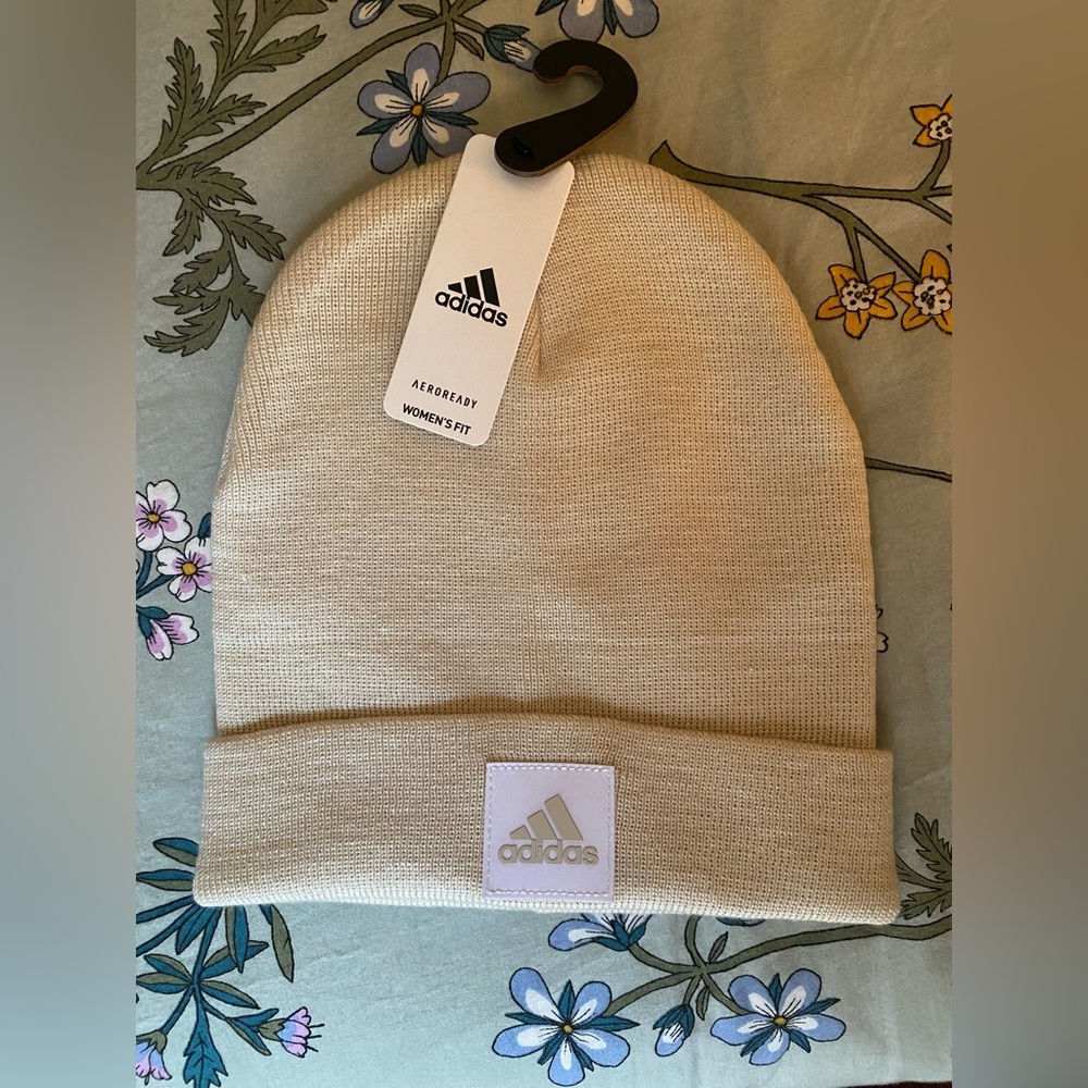 NWT Adidas Beanie